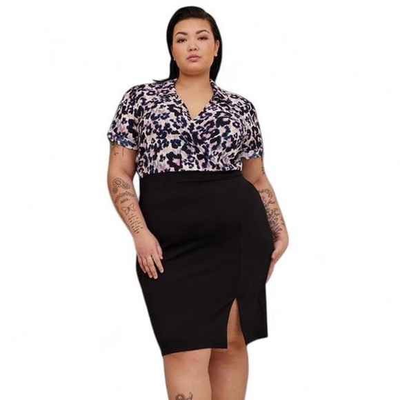 Torrid Dress Sz 2XL Wrap Front & Slit Floral Print Office Wear Closet Staple - Picture 1 of 7